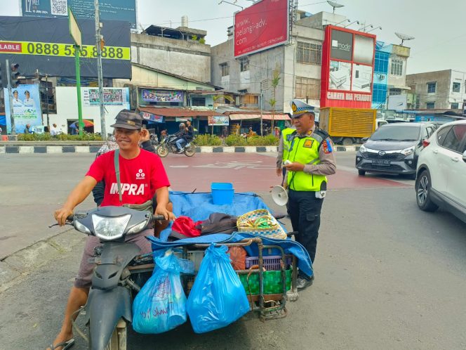 
					Ops Patuh oleh Poldasu tekankan kesadaran dan kepatuhan berlalu lintas jelang PON XXI 2024