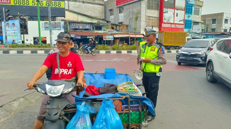 Ops Patuh oleh Poldasu tekankan kesadaran dan kepatuhan berlalu lintas jelang PON XXI 2024