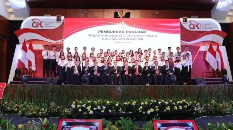 OJK berkomitmen terus mengembangkan kualitas pegawai OJK untuk selalu bersiap menghadapi tantangan industri keuangan yang semakin besar di masa depan sebagaimana diamanatkan dalam Undang-Undang Nomor 4 tahun 2023 tentang Pengembangan dan Penguatan Sektor Keuangan (UU P2SK)