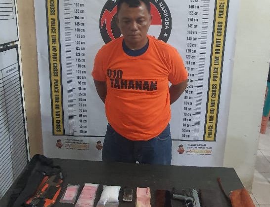 Cekpon (53) ditangkap oleh Sat Narkoba Polres Simalungun karena diduga menjual dan menggunakan narkoba jenis sabu-sabu