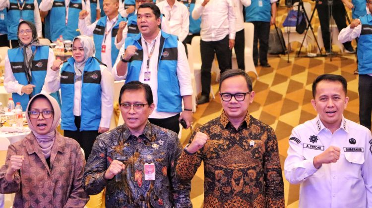 Kemendagri dan Bappeda Sumatera Utara menggelar Rapat Koordinasi Nasional (Rakornas) Pembangunan Daerah Tahun 2024 di Hotel Santika Premiere Dyandra, Medan dan Hotel Niagara Parapat