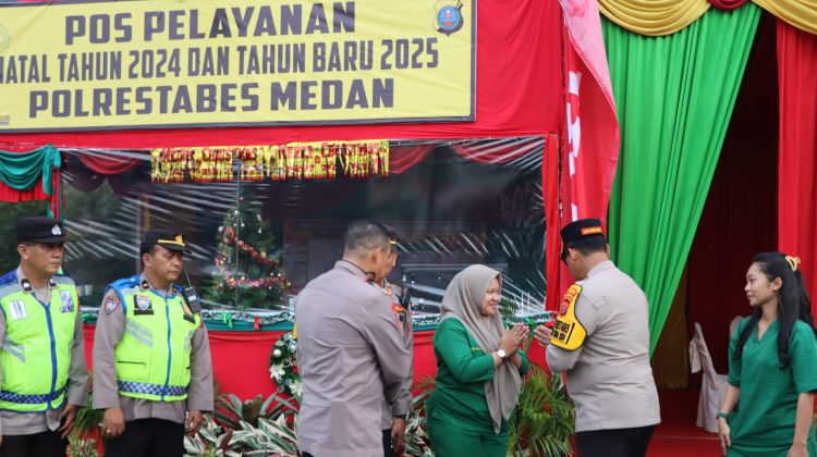 Kapolrestabes Medan Kombes Pol Gidion Arif Setyawan meninjau kondisi kawasan jalur puncak Medan-Berastagi