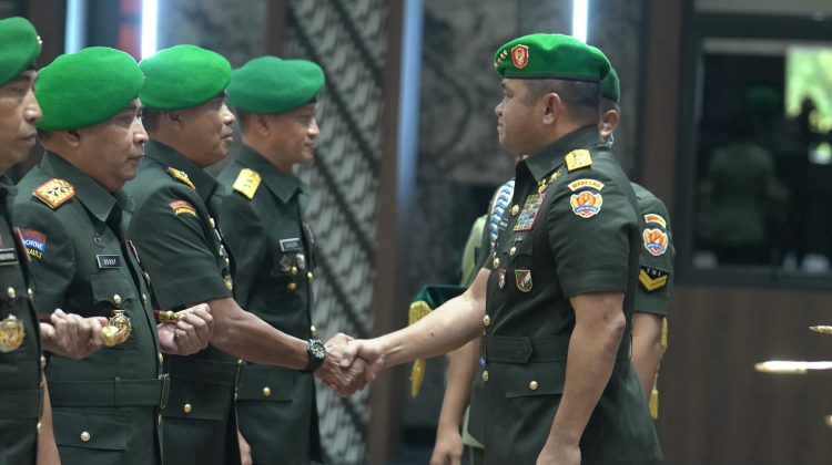 Mayjen TNI Suhardi Resmi Jabat Pangdam XIII/Merdeka