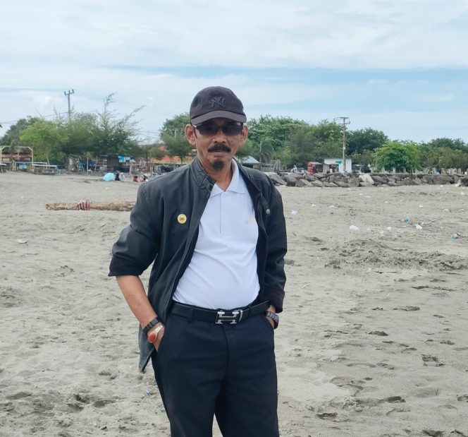 
					T.M. Jamil, Dr, Drs, M.Si,Associate Profesor, pada Sekolah Pascasarjana USK, Banda Aceh
