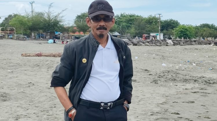 T.M. Jamil, Dr, Drs, M.Si,Associate Profesor, pada Sekolah Pascasarjana USK, Banda Aceh
