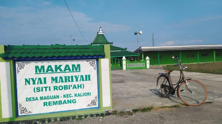 Makam Waliyullah Mbah Nyai Mariyah Siti Robiah Desa Maguan Kecamatan Kaliori Kabupaten Rembang
