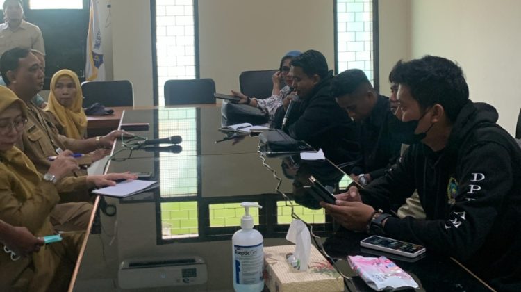 Sekretaris Jenderal Aliansi Madura Indonesia (AMI), Abdul Aziz, S.H menyoroti kasus sapi mati di RPH Surabaya dan mendesak adanya langkah solutif dari DKPP Surabaya