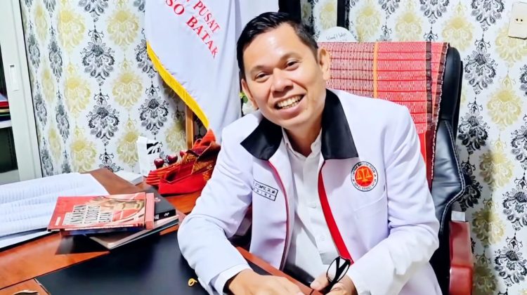 Ketum DPP HBB (Horas Bangso Batak) Lamsiang Sitompul, SH., MH
