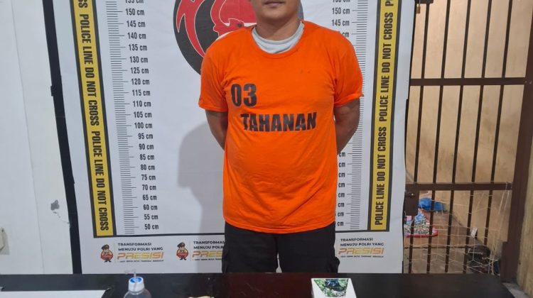 Tersangka yang berhasil diamankan adalah Beni Rajagukguk, laki-laki berusia 34 tahun dan berprofesi sebagai supir