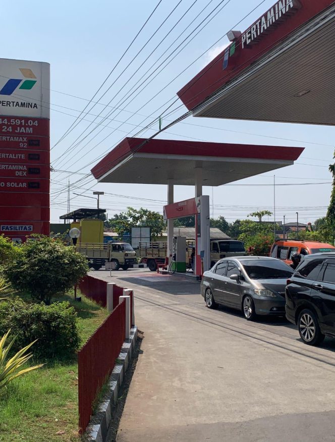 
					Diduga SPBU ( 44.591.04 ) Plangitan Kabupaten Pati Kerjasama Dengan Mafia BBM, Rugikan Masyarakat dan Negara
