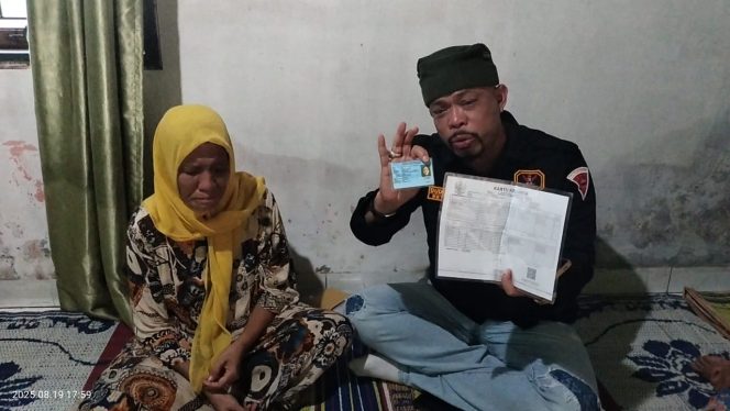 
					Ketua OKK Grib Jaya DPC Kota Medan berkunjung ke Linniari Hasibuan, orang tua kandung dari (almarhum) Nazwa Aliya terkait upaya pemulangan jenazah ke Indonesia 
