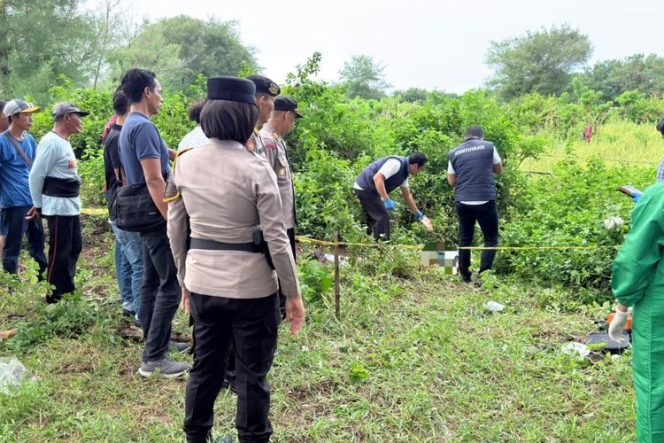 
					lokasi penemuan mayat pria asal Jakarta, di Area Gumuk Pasir Grogol IX, Parangtritis, Kretek, Bantul, Daerah Istimewa Yogyakarta, Rabu (28/1/2026).(Dok Humas Polres Bantul )
