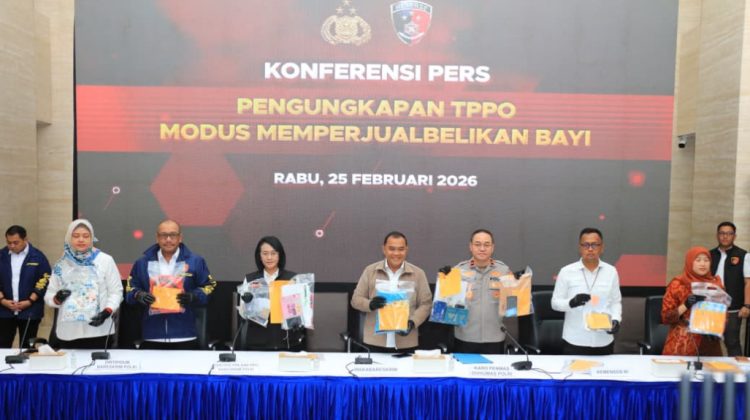 Konferensi pers Bareskrim Polri terkait kasus TPPO modus jual beli bayi, di Jakarta, Selasa, 25 Februari 2026.
