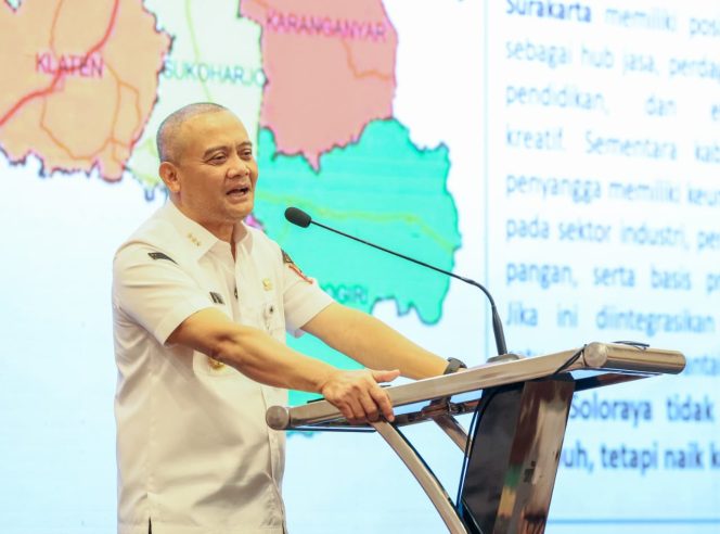 
					Gubernur Jawa Tengah Ahmad Luthfi penggunaan lahan sawah dilindungi (LSD) untuk dialihfungsikan menjadi lahan kering, termasuk untuk pendirian Koperasi Desa Merah Putih (KDMP). (Foto:Dok.Prov Jtg)

