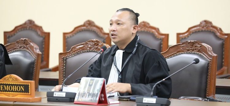 Pemohon Syamsul Jahiddin menyampaikan perbaikan permohonan pada paengujian UU Aparatur Sipil Negara (UU ASN), pada Rabu (25/2/2026) di ruang sidang panel MK. (Foto: Dok.Humas MKRI)
