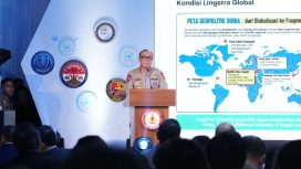 Wakapolri Komjen Pol. Prof. Dr. Dedi Prasetyo menegaskan bahwa kehadiran laboratorium ini merupakan langkah konkret Polri dalam merespons perubahan zaman yang dipengaruhi oleh revolusi digital, dinamika geopolitik global, serta transformasi sosial yang berkembang pesat. (Foto:Dok.Humas Polri)