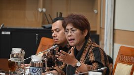 Anggota Komisi III DPR RI Mercy Chriesty Barends dalam RDP dan Rapat Dengar Pendapat Umum (RDPU) bersama Kapolda Metro Jaya dan kuasa hukum Andrie Yunus di Gedung Nusantara II, Senayan, Jakarta, Selasa (31/3/2026). Foto : Mares/Andri