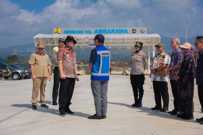 
					Gubernur Ahmad Luthfi meninjau kesiapan tol fungsional Bawen-Ambarawa, Selasa (10/3/2026). (Foto:Dok.Jatengprov)
