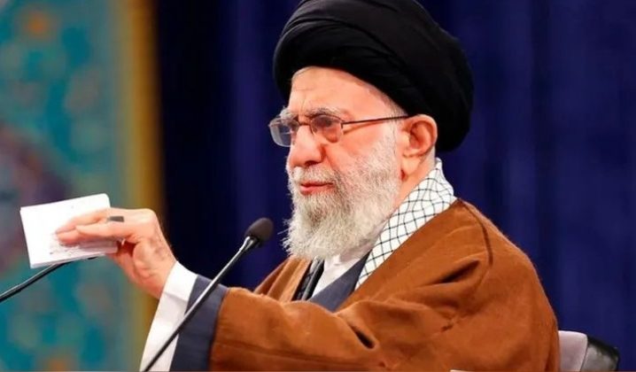 Pemimpin tertinggi Iran, Ayatollah Ali Khamenei
