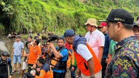 Proses pencarian dan evakuasi dilakukan oleh BPBD Jepara dan tim gabungan yang dipantau langsung oleh Bupati Jepara, Witiarso Utomo. (Foto:Dok.Jeparakab)