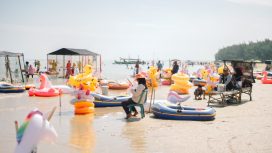 Karangjahe Beach (KJB) menjadi destinasi wisata unggulan yang paling diminati, selama periode libur Idulfitri 2026. (Foto:Dok.Rembangkab)