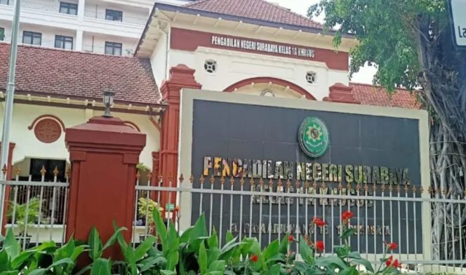 
					AMI kritik putusan kontroversial Pengadilan Negeri Surabaya yang hanya menjatuhkan hukuman dua bulan penjara terhadap pelaku kecelakaan lalu lintas hingga menewaskan korban. (Foto:Dok. AMI)
