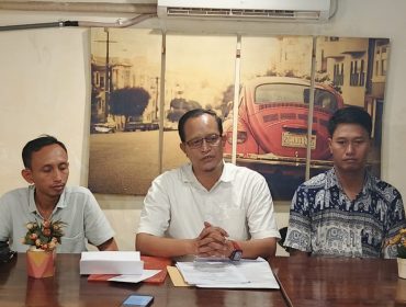 Dalam Konferensi pers tim penasihat hukum dari kantor hukum KARMAN SASTRO & Associates, koordinator tim hukum korban, Sukarman, S.H., M.H., menyampaikan bahwa korban dan keluarga meminta agar terlapor mempertanggungjawabkan perbuatannya secara hukum. (Foto:Ist)
